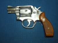 smith_e_wesson_1027389351